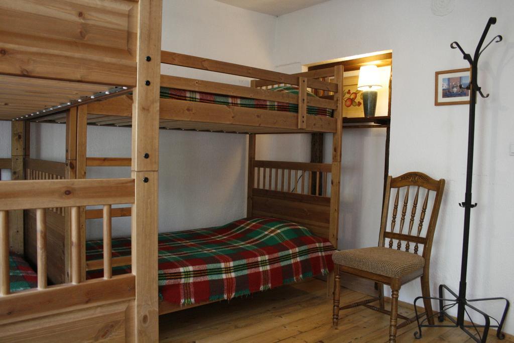 Guest House Kamenik Yagodina Quarto foto